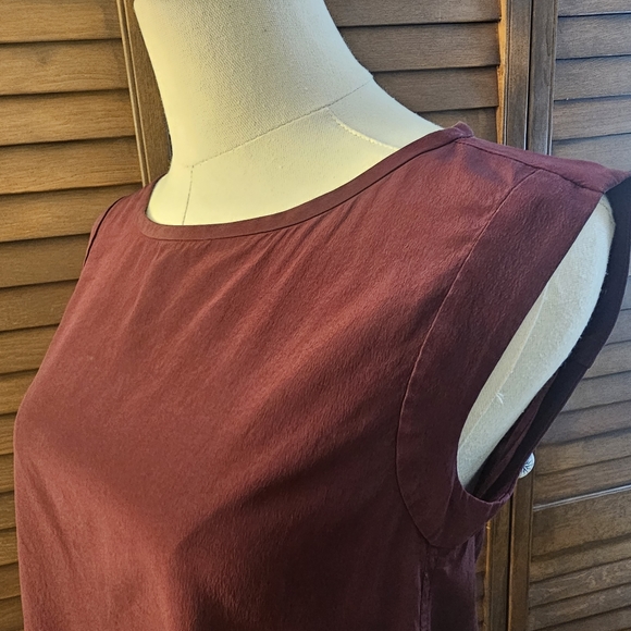 Ann Taylor Sleeveless Silk Shell Top - Picture 5 of 11